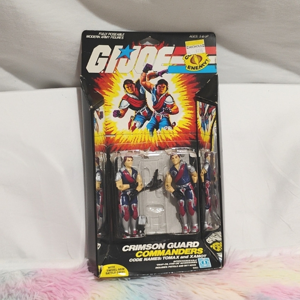 (#12 BLACK SHELF) GI Joe Crimson Guard Commander To Max/Xamot Action Figures '85